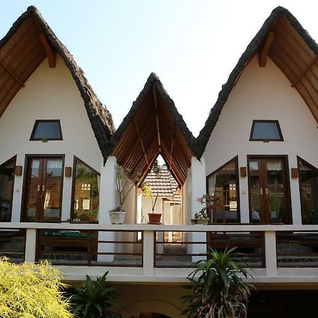 Sayang Mama Inn Gili Air Exterior photo