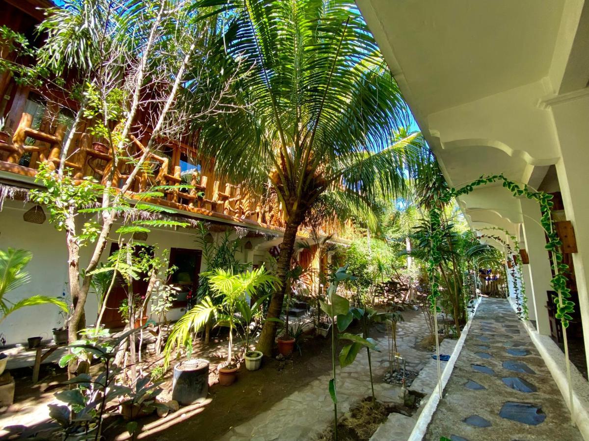 Sayang Mama Inn Gili Air Exterior photo